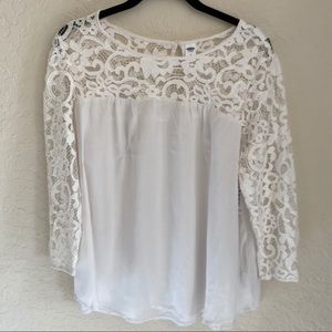 White lace top 3/4 sleeve Sz M Old Navy